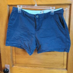 Old Navy chino shorts 5"
